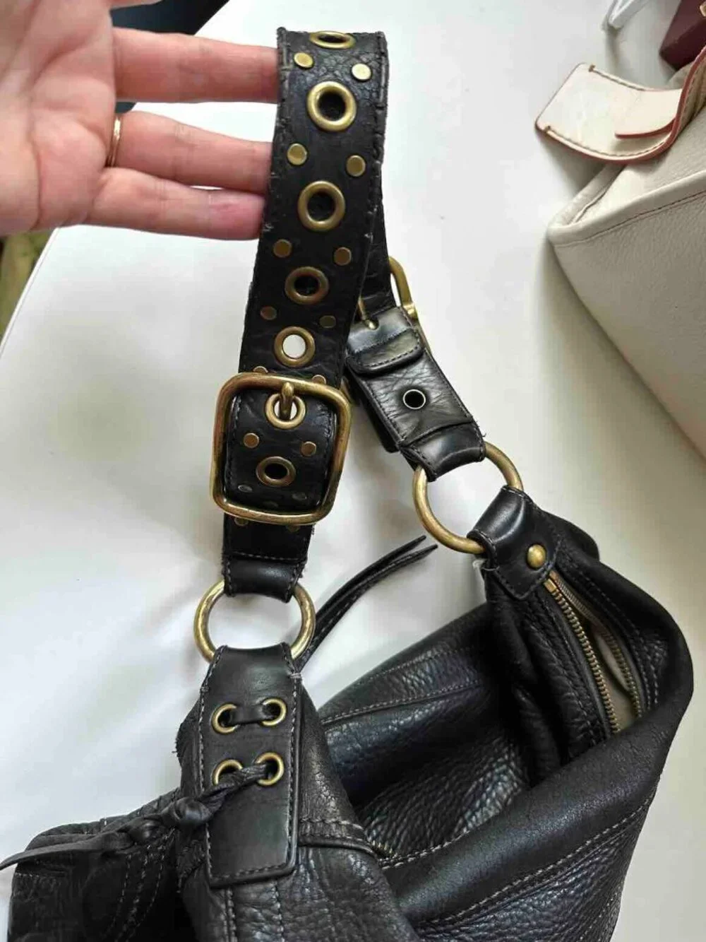 Vintage COACH LEGACY Slouchy Black PebbledLeather Lace-Up Hobo Bag 10400 Loved